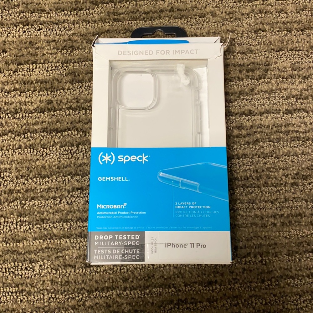 iPhone 11 Pro clear speck case